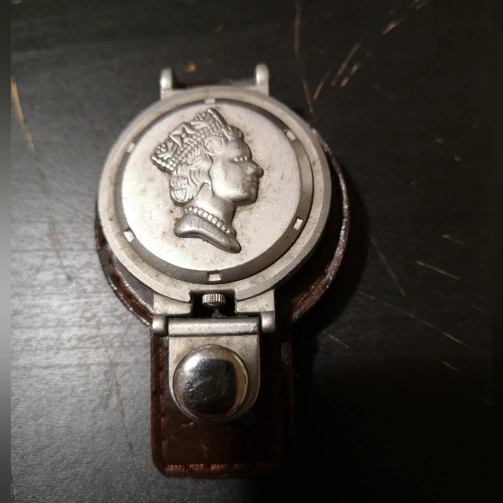 Watch - Picture 1 of 4